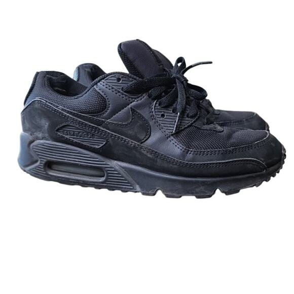 Air Max 90 Triple Black Size 8.5 US - Picture 1 of 16